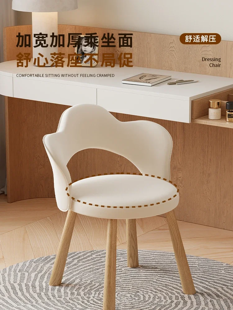 Cream style bedroom simple lig - Makeup Master Beauty Salon reseña y precio