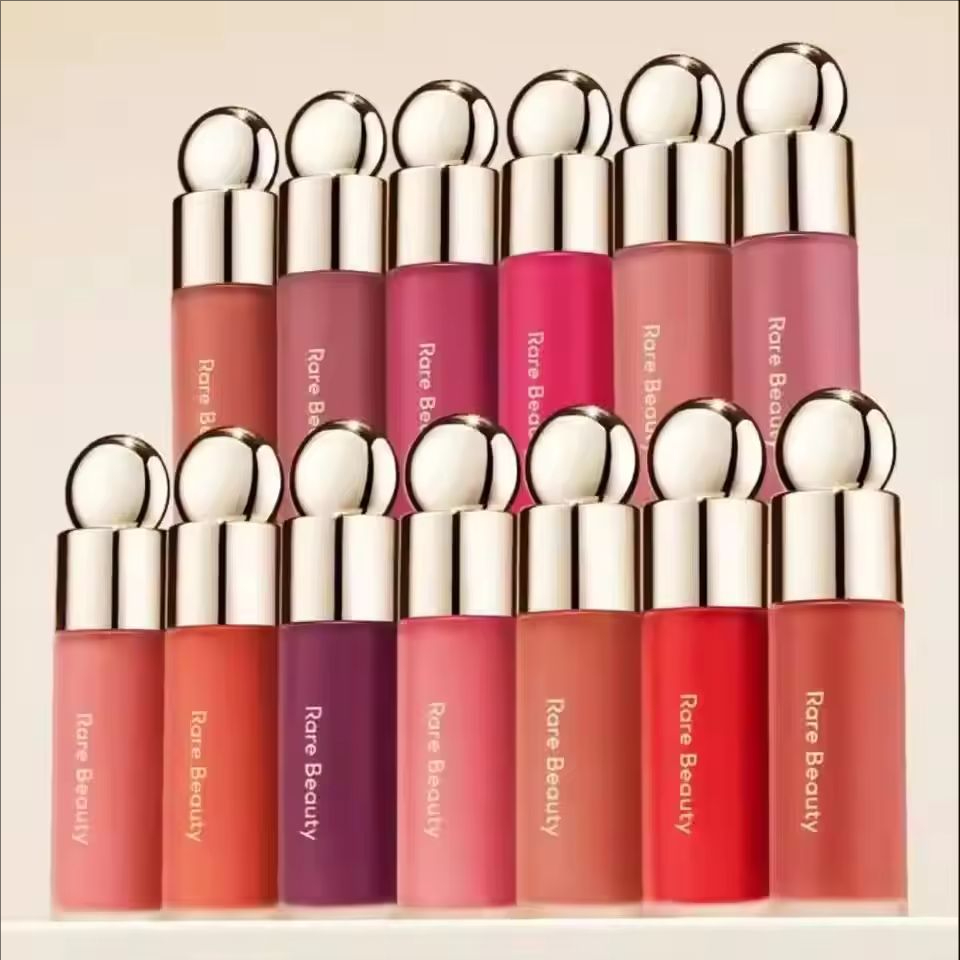 Rare Beauty Liquid Blush Silky - Beauty Love Makeup reseña y precio