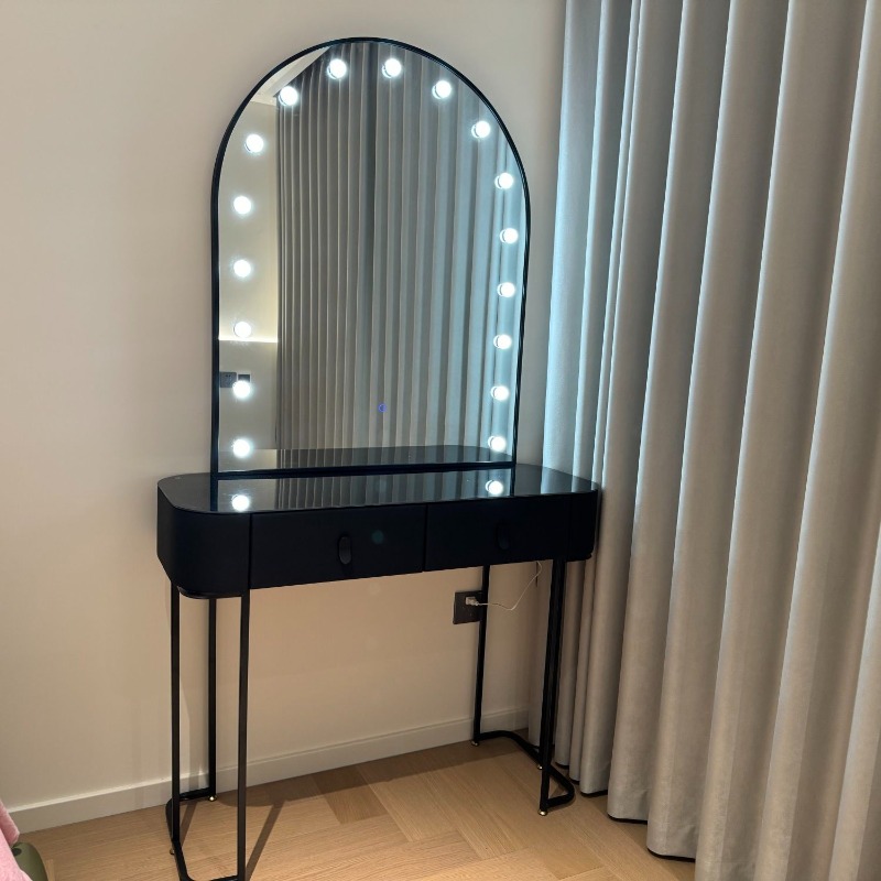 dressing table, special studio - Beauty Makeup Bridal reseña y precio