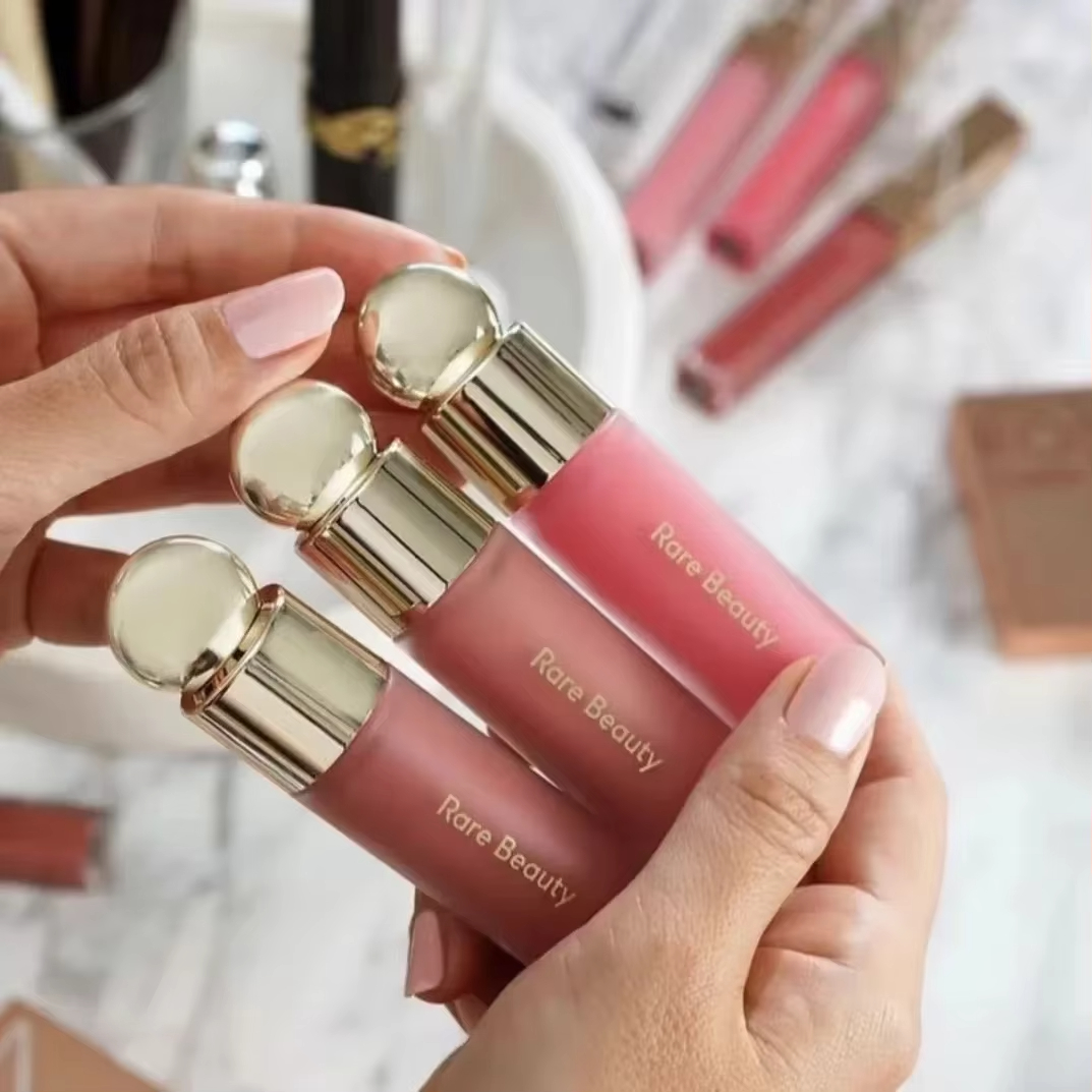 Rare Beauty Soft Pinch Liquid  - Beauty Love Makeup reseña y precio