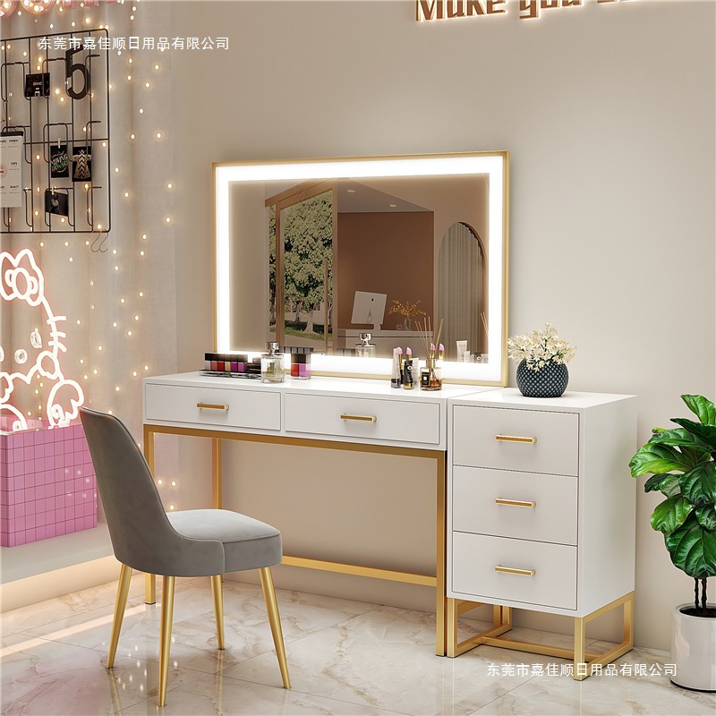 Nail art makeup artist studio  - Beauty Makeup Bridal reseña y precio